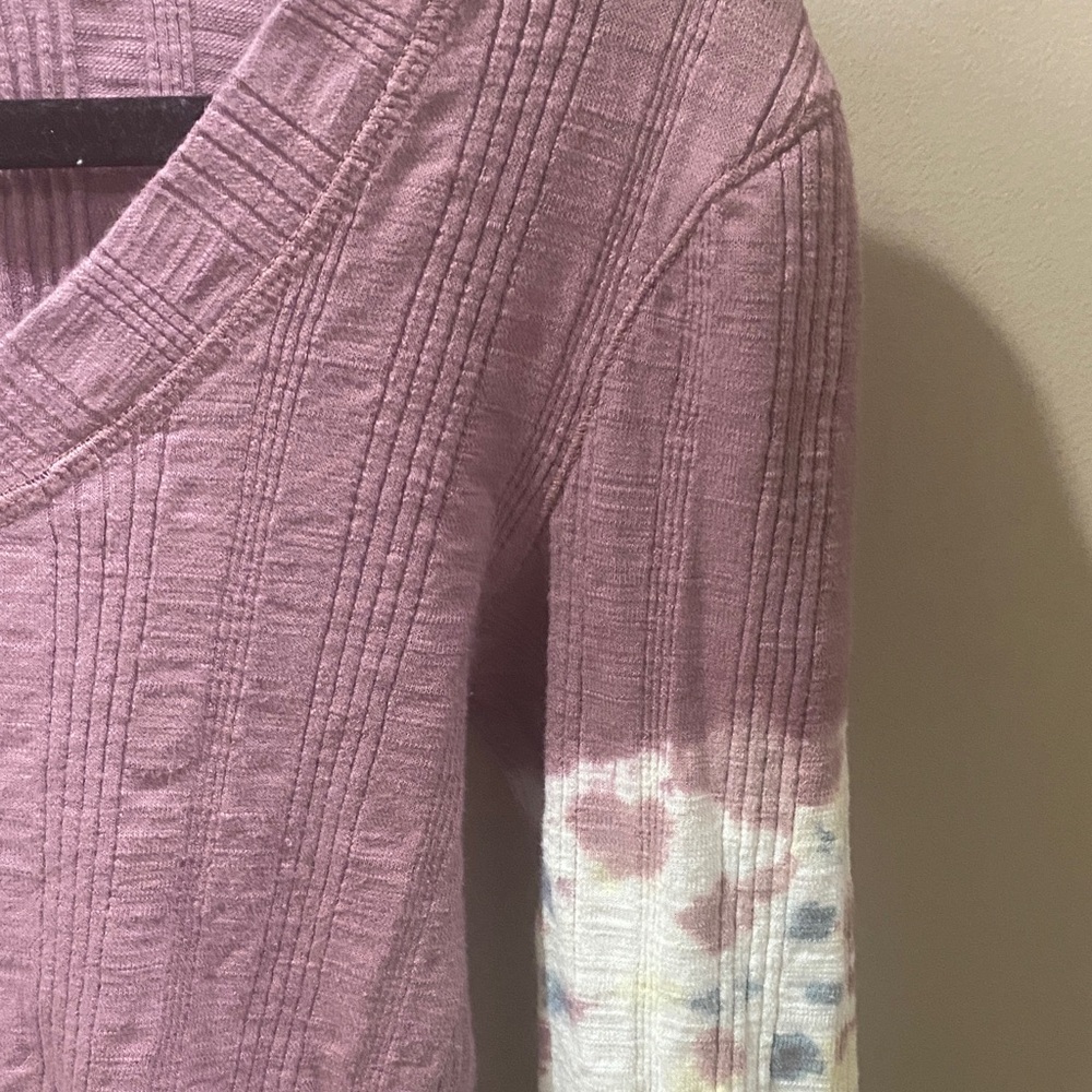 Free People Big Sur Long-Sleeve T-Shirt in a mauve / purple tie-dye print - Picture 4 of 5